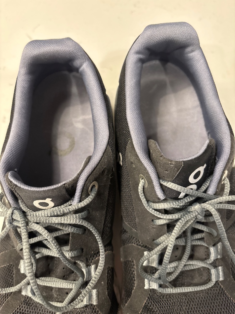 Women’s On Cloud 5 classic black running shoes size 10 - Picture 5 of 7